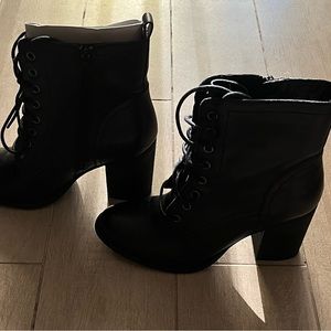 Steve Madden Black Boots Size 10